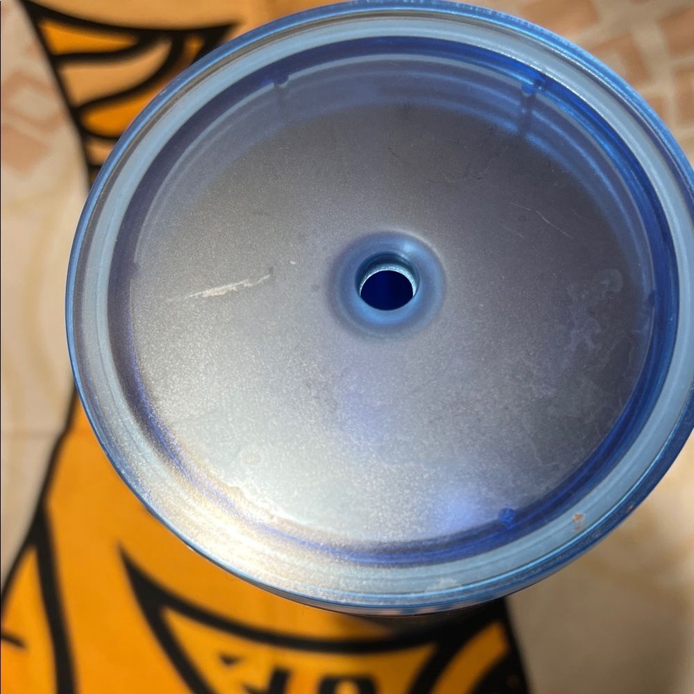 Starbucks 2023 Blue Floral Soft Touch Venti 24 oz Tumbler - Picture 4 of 7